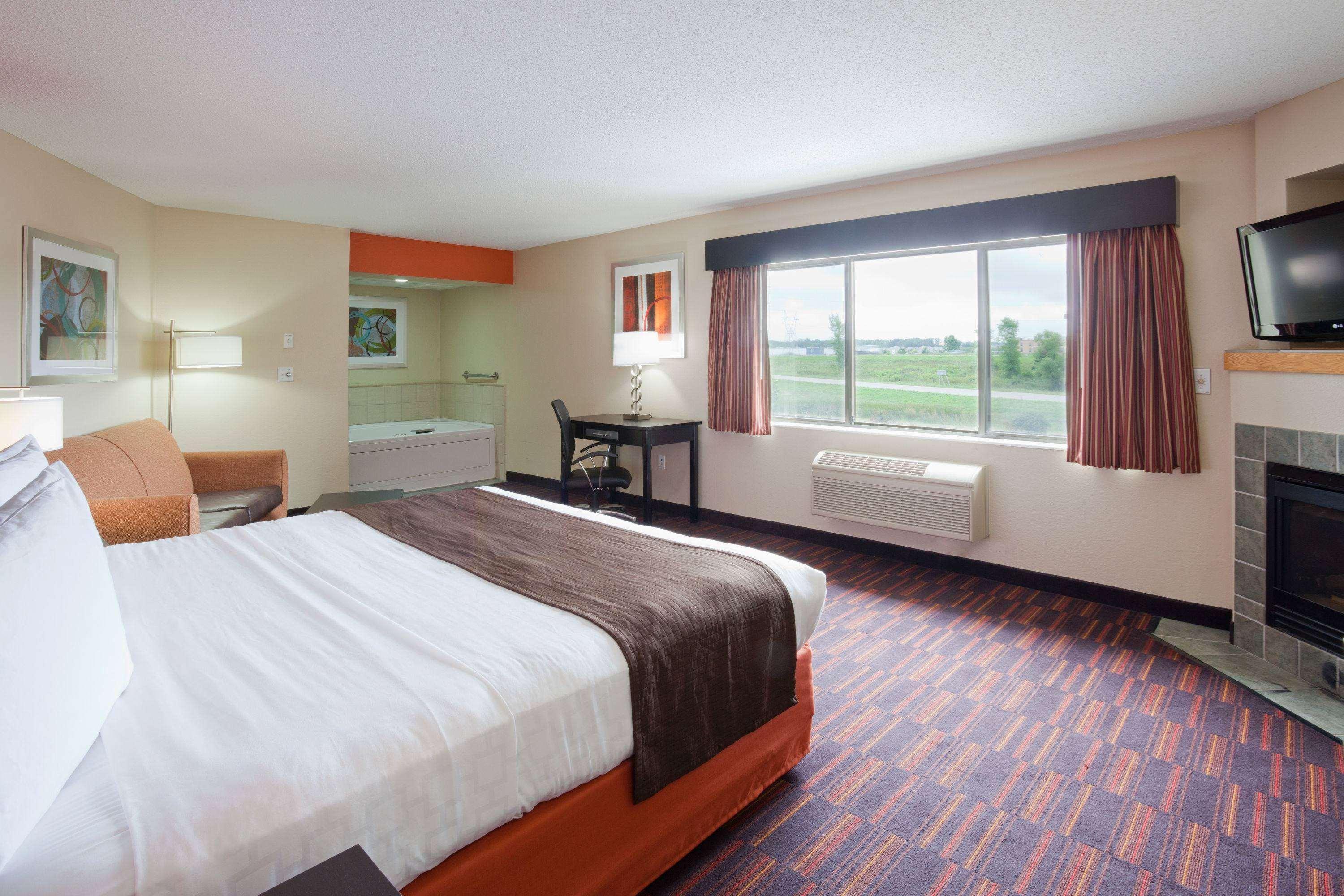 Americinn By Wyndham Shakopee Near Canterbury Park Exterior photo