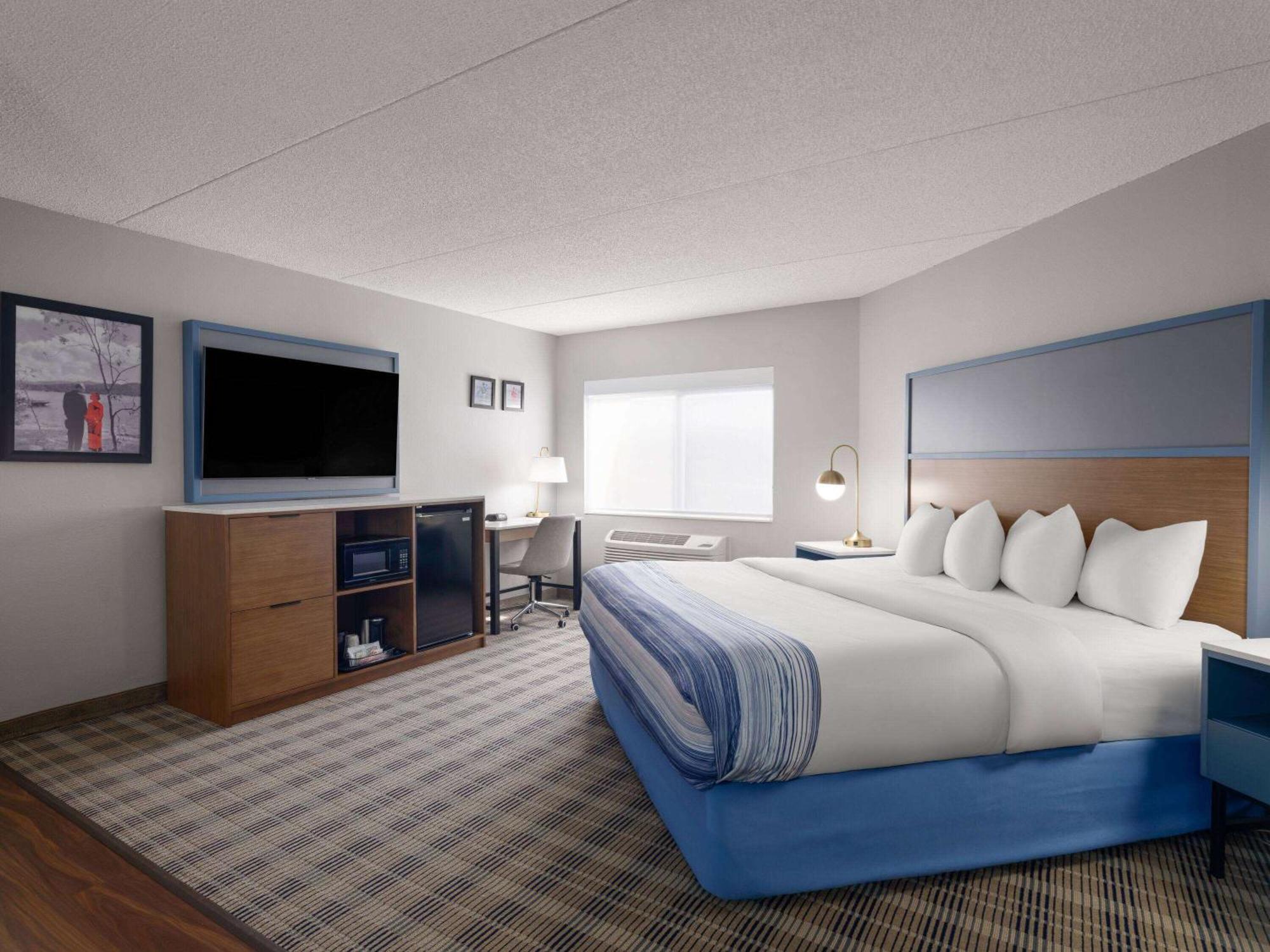Americinn By Wyndham Shakopee Near Canterbury Park Exterior photo