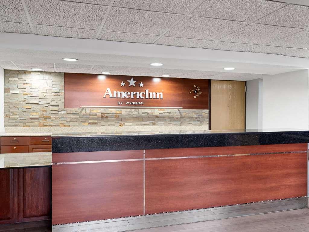 Americinn By Wyndham Shakopee Near Canterbury Park Interior photo